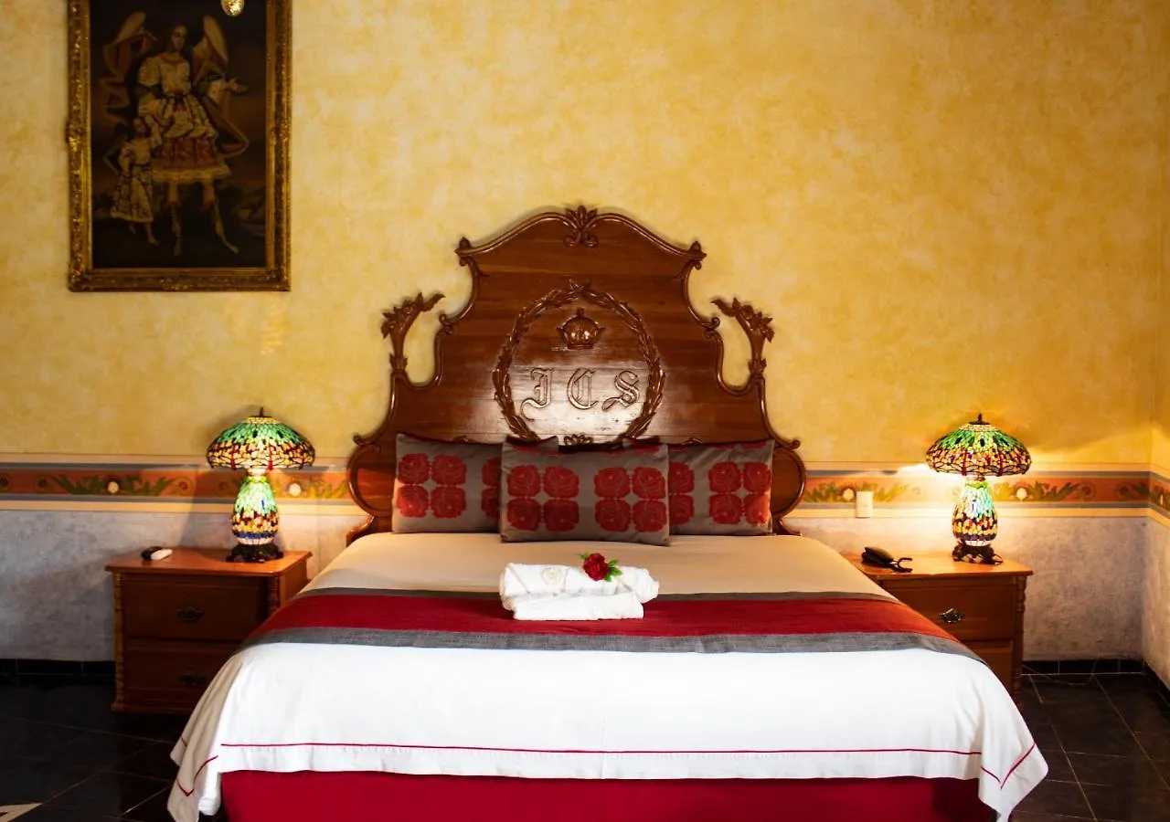 Hacienda Tres Vidas Текискиапан