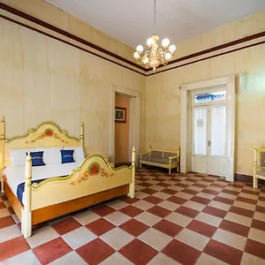 Hotel Meson Del Obispado, Querétaro